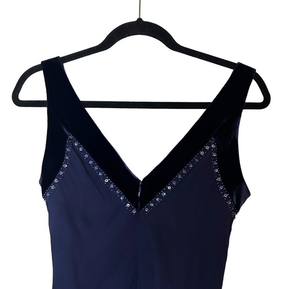 Nine West Silk and Sequin Embellished Evening Party Dress - Picture 7 of 10